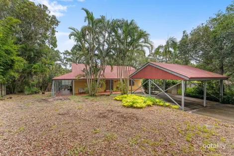 Property photo of 52 Victory Crescent Sunrise Beach QLD 4567