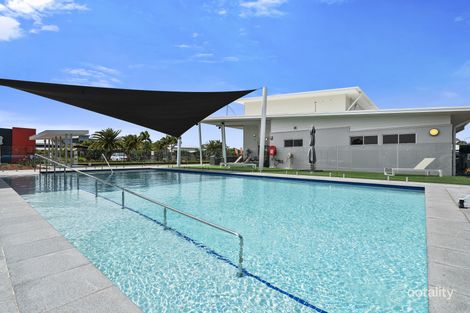 Property photo of 17/2 Spinnaker Drive Sandstone Point QLD 4511