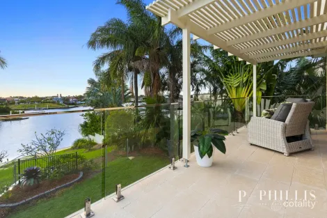 Property photo of 26 Mackay Close Bundall QLD 4217