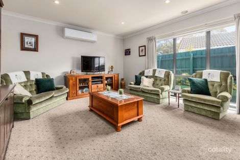 Property photo of 28 Dalgleish Avenue Rosebud VIC 3939