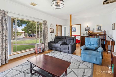 Property photo of 35 Magnolia Crescent Craigmore SA 5114