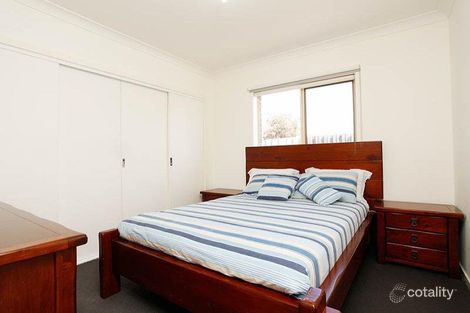 Property photo of 2/47 Andrew Road St Albans VIC 3021
