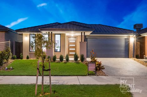 Property photo of 290 Mandalay Circuit Beveridge VIC 3753