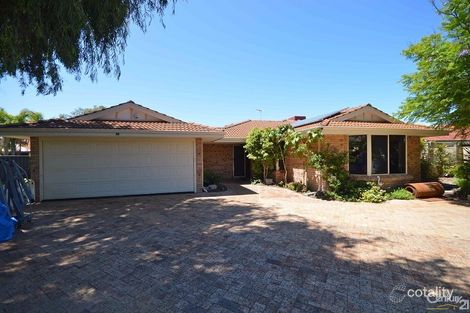 Property photo of 16 Amber Court Warnbro WA 6169
