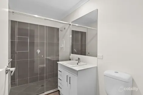 Property photo of 3/4 Waverley Street North Toowoomba QLD 4350