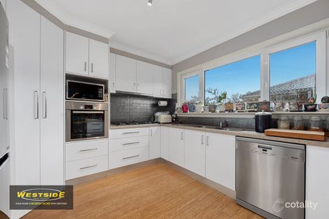 Property photo of 2/23 Pennell Avenue St Albans VIC 3021