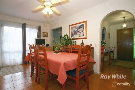 Property photo of 20 Bellarine Court Keysborough VIC 3173
