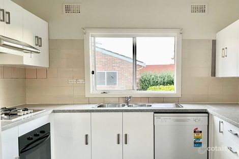 Property photo of 4 Kennett Place Glenfield NSW 2167