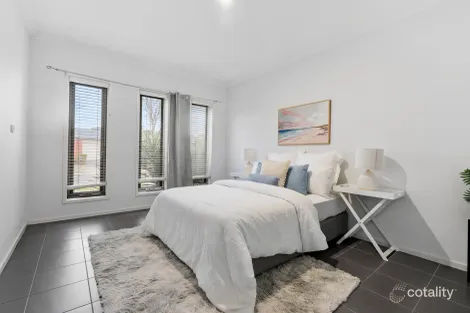 Property photo of 4 Farmley Way Wollert VIC 3750
