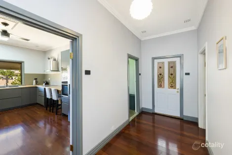 Property photo of 54 Burlong Road Northam WA 6401