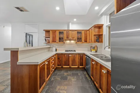 Property photo of 3 Edinburgh Avenue Stonyfell SA 5066