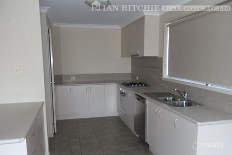 Property photo of 2 Snowgum Place Thurgoona NSW 2640