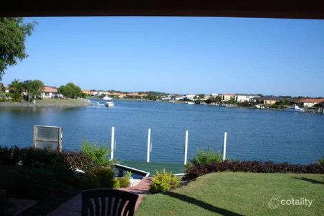 Property photo of 138 Monterey Keys Drive Helensvale QLD 4212