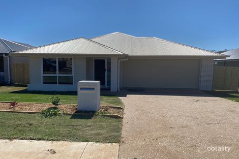 11 Red Cedar Ave, Cotswold Hills, QLD 4350