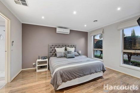 Property photo of 7 Kestrel Road South Morang VIC 3752