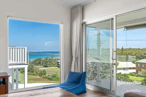 Property photo of 22 The Rampart Manyana NSW 2539