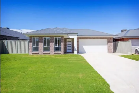 Property photo of 24 Cambridge Drive Thurgoona NSW 2640