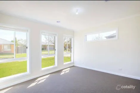 Property photo of 24 Cambridge Drive Thurgoona NSW 2640