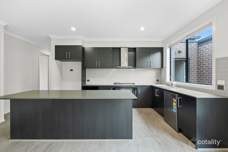 Property photo of 3 Toad Road Clyde North VIC 3978