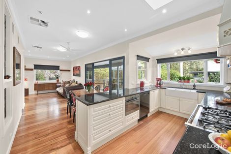 Property photo of 30 Lake Road Blackburn VIC 3130