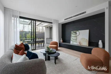 5b Chalmers St, Mckinnon, VIC 3204