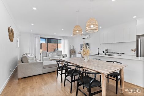 Property photo of 2/82 Highpark Drive Wollert VIC 3750