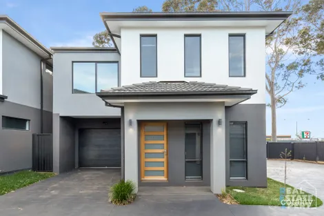15 Success Pl, Hampton Park, VIC 3976