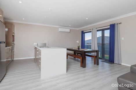 Property photo of 7 Cassidy Street Spring Farm NSW 2570