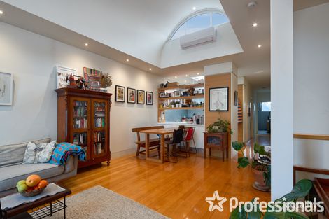 Property photo of 2/164 Tennyson Street Elwood VIC 3184