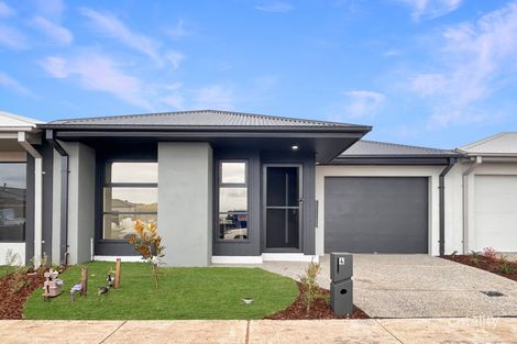 4 Riveting Rd, Wyndham Vale, VIC 3024