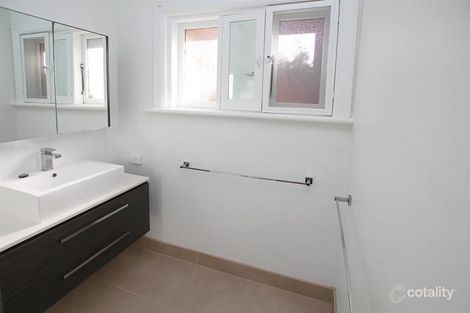 Property photo of 27 Spence Street Warrnambool VIC 3280