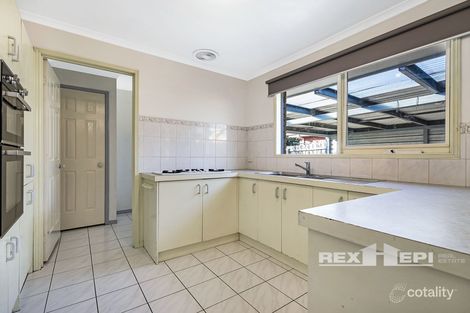 Property photo of 5 Yasmin Court Hampton Park VIC 3976