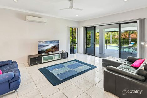 Property photo of 15 Hermitage Close Ashmore QLD 4214