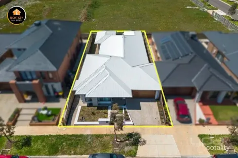 Property photo of 6 Vel Street Deanside VIC 3336