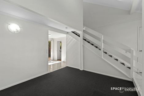 Property photo of 4/55 Aberleigh Road Herston QLD 4006