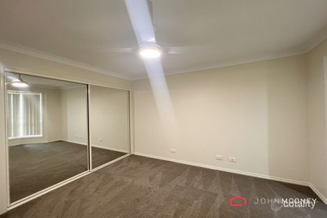 Property photo of 2/10 Illeura Road Bourkelands NSW 2650