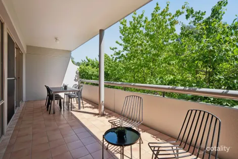 Property photo of 2 Currie Crescent Griffith ACT 2603