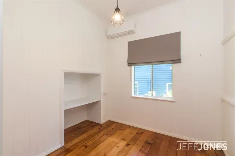 Property photo of 36 Thomas Street Greenslopes QLD 4120