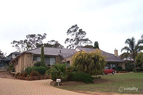 25 Kingsfield Ave, Swan View, WA 6056