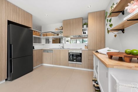 Property photo of 2/48 Eucalyptus Drive Maidstone VIC 3012