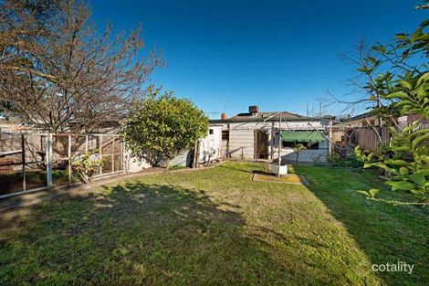 Property photo of 62 Mascoma Street Strathmore VIC 3041
