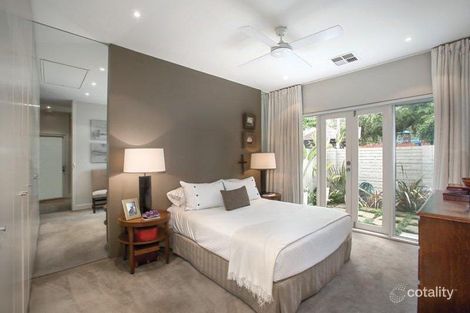 Property photo of 45 Fairbairn Road Toorak VIC 3142