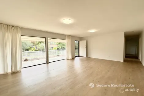 Property photo of 2 Skye Street Kenmore QLD 4069