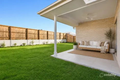 Property photo of 18 Bowen Loop Cudgen NSW 2487