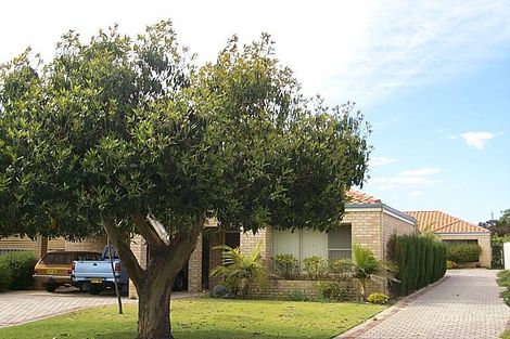 2/11 Amery St, Como, WA 6152