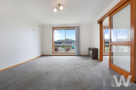 Property photo of 7 Amaroo Court Bell Park VIC 3215
