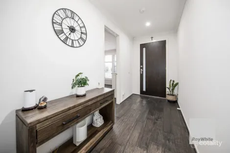 Property photo of 7 Waverton Court Taylors Hill VIC 3037