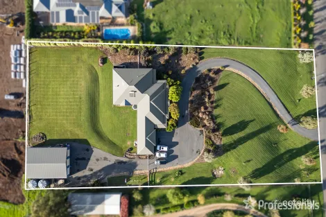 Property photo of 41 Hanson Road Wallan VIC 3756