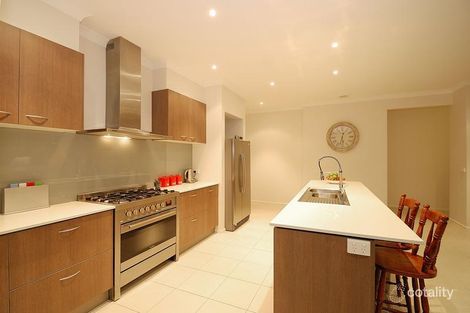 Property photo of 27 Arthur Phillip Drive Pakenham VIC 3810