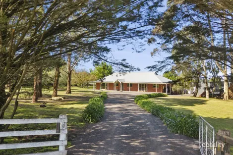48 Heard Cres, Gisborne South, VIC 3437